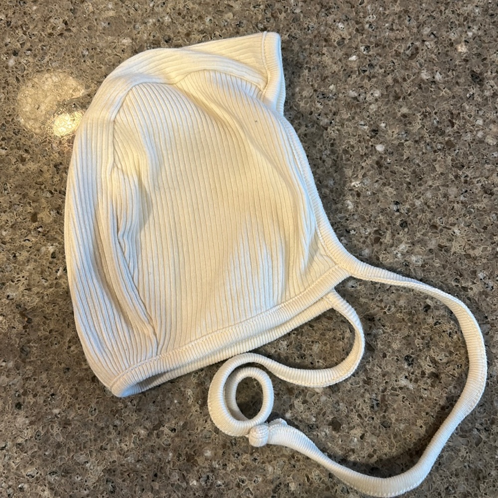 fin & vince 6-12 ribbed bonnet